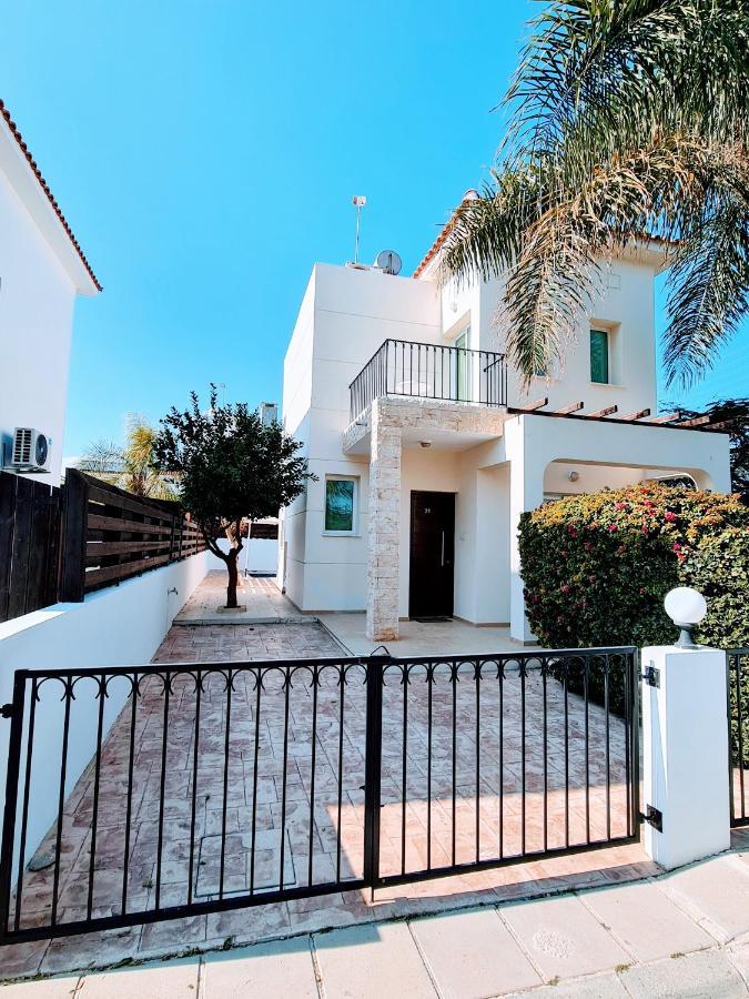 Villa Alkioni 31 Paralimni Exterior photo