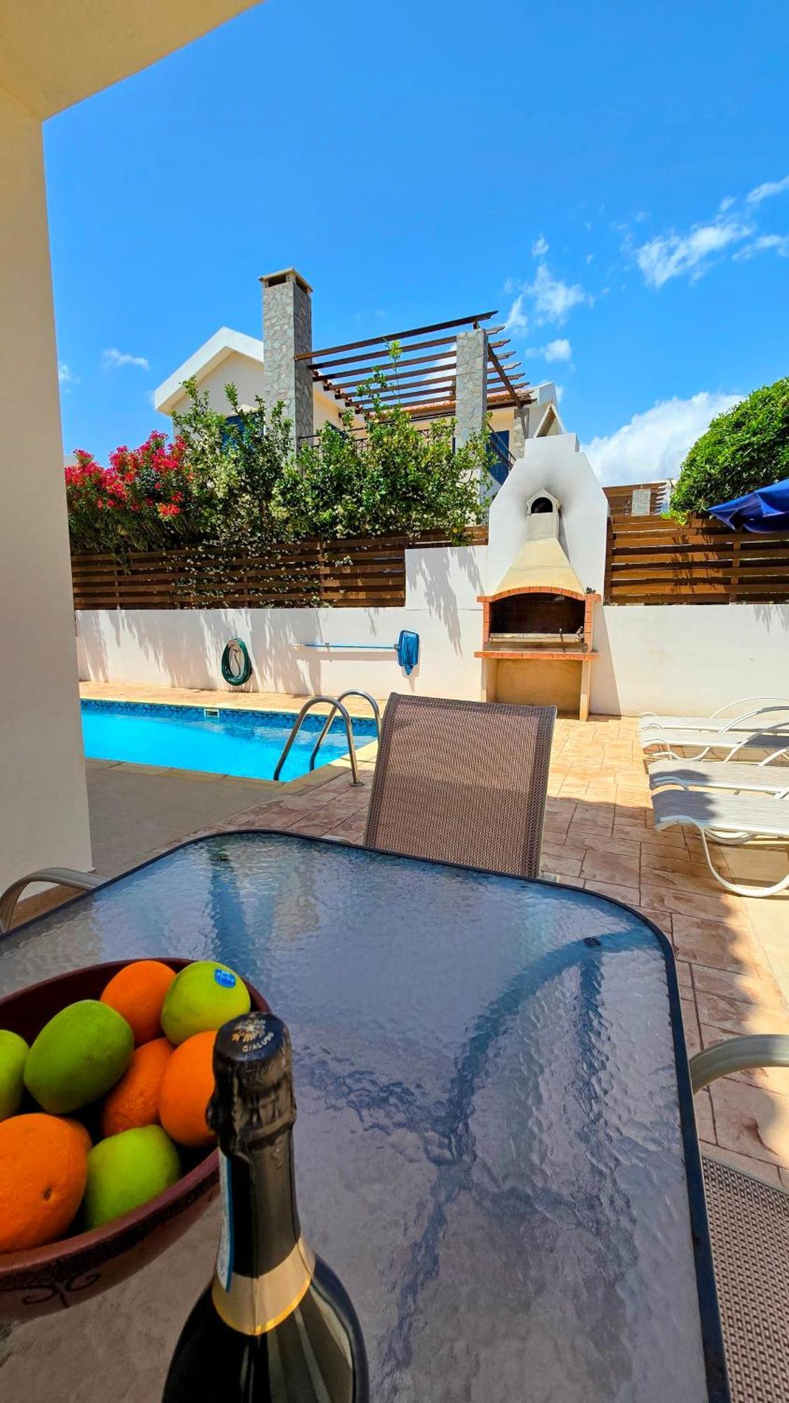 Villa Alkioni 31 Paralimni Exterior photo